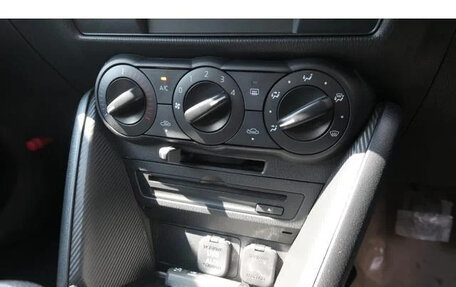 Mazda 2, 2022 год, 1 180 033 рублей, 4 фотография