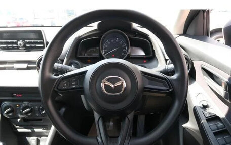 Mazda 2, 2022 год, 1 180 033 рублей, 10 фотография