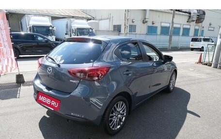 Mazda 2, 2022 год, 1 180 033 рублей, 3 фотография