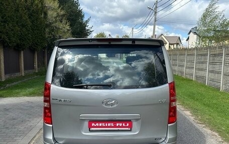 Hyundai Grand Starex Grand Starex I рестайлинг 2, 2012 год, 1 550 000 рублей, 6 фотография
