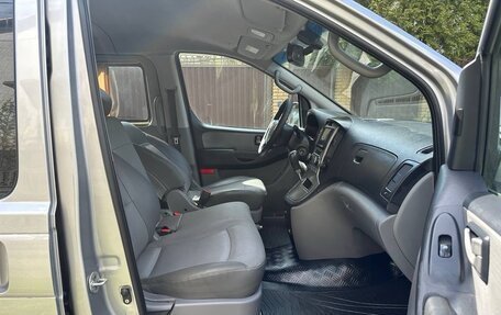 Hyundai Grand Starex Grand Starex I рестайлинг 2, 2012 год, 1 550 000 рублей, 16 фотография