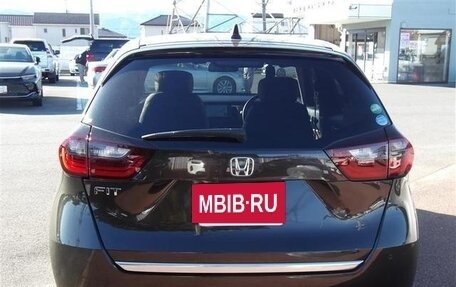 Honda Fit, 2021 год, 855 000 рублей, 5 фотография