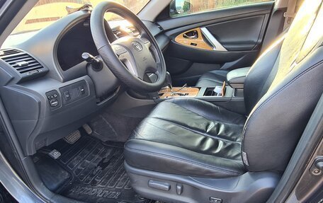 Toyota Camry, 2007 год, 1 250 000 рублей, 7 фотография