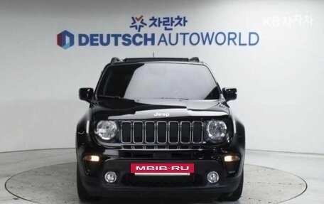 Jeep Renegade I рестайлинг, 2021 год, 2 170 000 рублей, 2 фотография