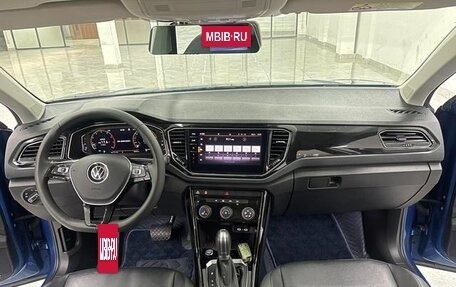 Volkswagen T-Roc I, 2022 год, 1 553 123 рублей, 14 фотография