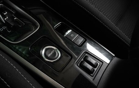 Mitsubishi Outlander III рестайлинг 3, 2019 год, 2 349 000 рублей, 12 фотография