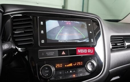 Mitsubishi Outlander III рестайлинг 3, 2019 год, 2 349 000 рублей, 14 фотография