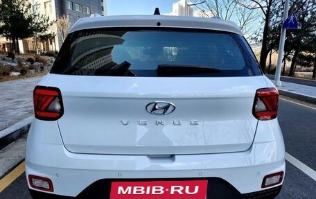 Hyundai Venue I, 2022 год, 1 350 000 рублей, 6 фотография