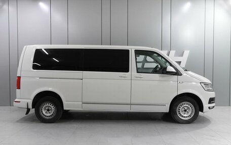 Volkswagen Caravelle T6 рестайлинг, 2018 год, 3 479 000 рублей, 5 фотография