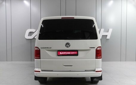Volkswagen Caravelle T6 рестайлинг, 2018 год, 3 479 000 рублей, 4 фотография
