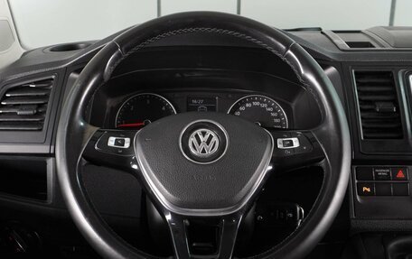 Volkswagen Caravelle T6 рестайлинг, 2018 год, 3 479 000 рублей, 12 фотография