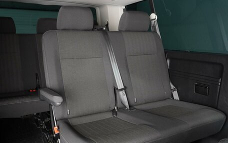 Volkswagen Caravelle T6 рестайлинг, 2018 год, 3 479 000 рублей, 10 фотография