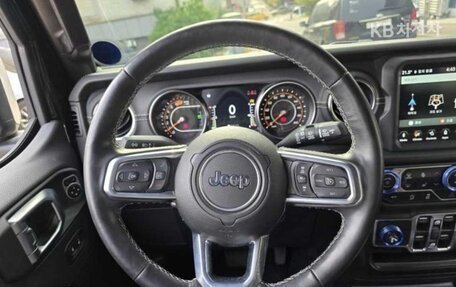 Jeep Wrangler, 2021 год, 4 090 000 рублей, 11 фотография