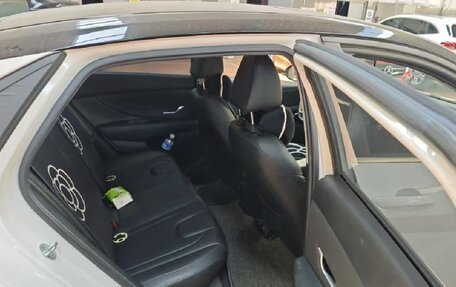 Hyundai Elantra, 2021 год, 1 400 003 рублей, 7 фотография