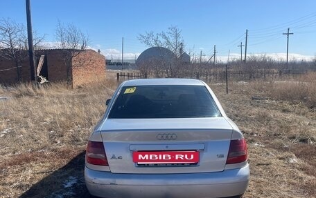 Audi A4, 1999 год, 450 000 рублей, 3 фотография