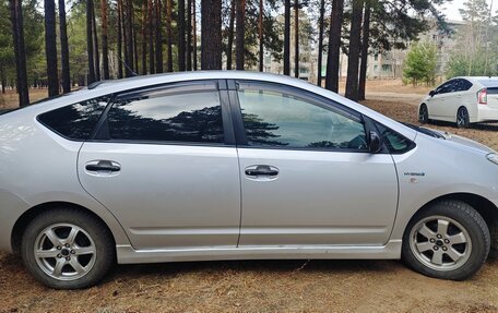 Toyota Prius, 2010 год, 970 000 рублей, 22 фотография
