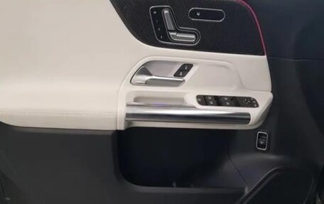 Mercedes-Benz GLA, 2021 год, 2 200 000 рублей, 15 фотография