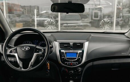 Hyundai Solaris II рестайлинг, 2012 год, 715 000 рублей, 10 фотография
