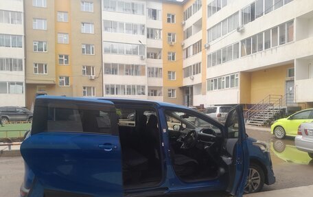 Toyota Sienta II, 2015 год, 1 550 000 рублей, 4 фотография