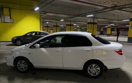Honda Fit Aria, 2006 год, 550 000 рублей, 2 фотография