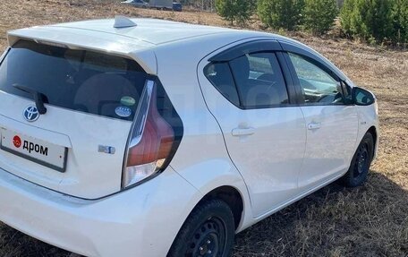 Toyota Aqua I, 2015 год, 1 049 000 рублей, 6 фотография