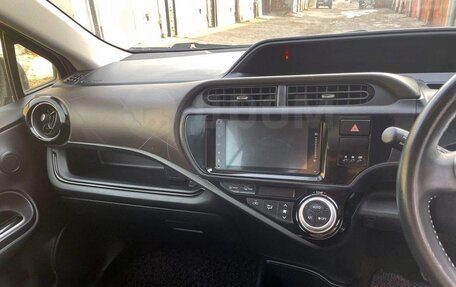 Toyota Aqua I, 2015 год, 1 049 000 рублей, 9 фотография
