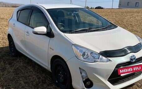 Toyota Aqua I, 2015 год, 1 049 000 рублей, 4 фотография