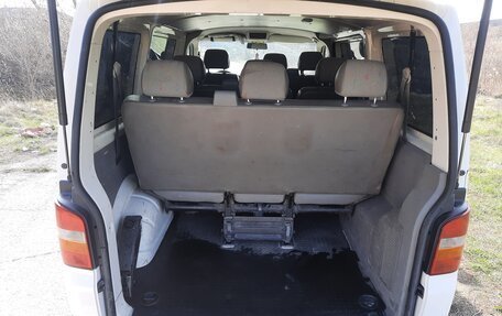 Volkswagen Transporter T5 рестайлинг, 2004 год, 1 300 000 рублей, 9 фотография