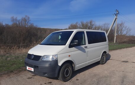 Volkswagen Transporter T5 рестайлинг, 2004 год, 1 300 000 рублей, 5 фотография