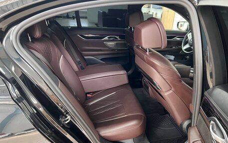 BMW 7 серия, 2021 год, 7 699 000 рублей, 14 фотография