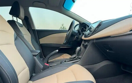Chevrolet Monza, 2021 год, 1 180 000 рублей, 12 фотография