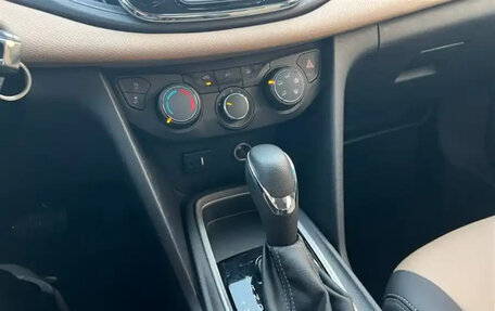 Chevrolet Monza, 2021 год, 1 180 000 рублей, 8 фотография
