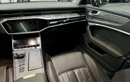 Audi A7, 2022 год, 3 820 000 рублей, 10 фотография