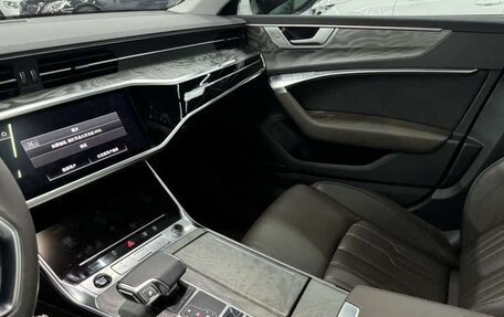 Audi A7, 2022 год, 3 820 000 рублей, 14 фотография