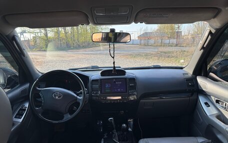 Toyota Land Cruiser Prado 120 рестайлинг, 2008 год, 2 950 000 рублей, 3 фотография