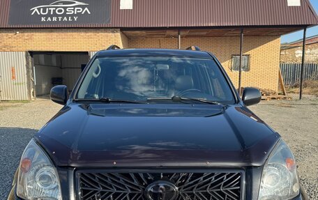 Toyota Land Cruiser Prado 120 рестайлинг, 2008 год, 2 950 000 рублей, 7 фотография