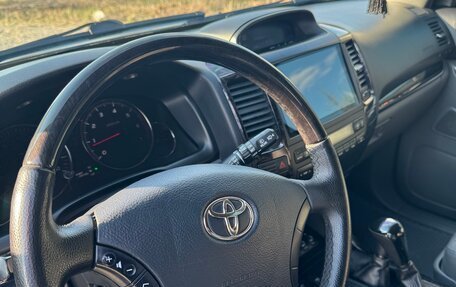 Toyota Land Cruiser Prado 120 рестайлинг, 2008 год, 2 950 000 рублей, 12 фотография