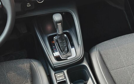 Honda Vezel, 2023 год, 1 900 000 рублей, 13 фотография