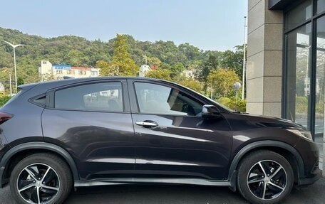 Honda Vezel, 2021 год, 1 450 000 рублей, 7 фотография