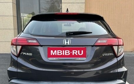 Honda Vezel, 2021 год, 1 450 000 рублей, 5 фотография