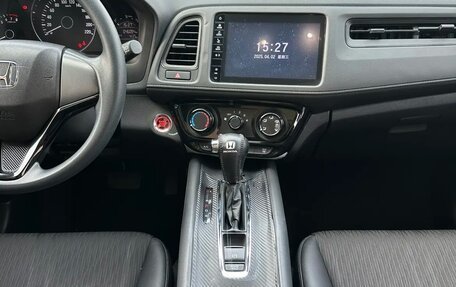 Honda Vezel, 2021 год, 1 450 000 рублей, 12 фотография