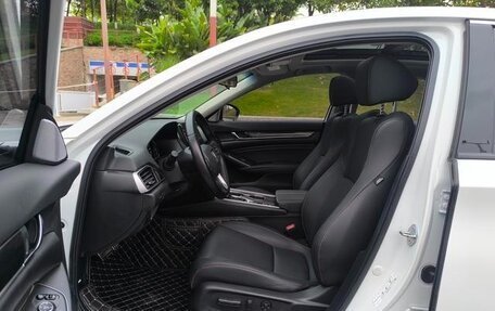 Honda Accord IX рестайлинг, 2022 год, 1 900 300 рублей, 10 фотография