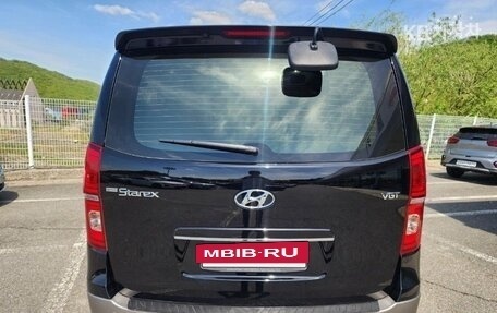 Hyundai Grand Starex Grand Starex I рестайлинг 2, 2020 год, 2 935 000 рублей, 5 фотография