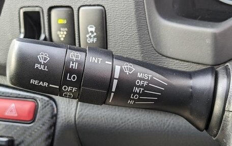 Toyota ISis I, 2012 год, 1 032 000 рублей, 11 фотография
