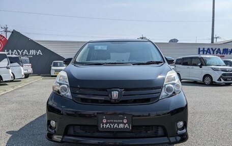 Toyota ISis I, 2012 год, 1 032 000 рублей, 28 фотография