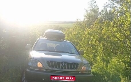 Lexus RX IV рестайлинг, 2001 год, 940 000 рублей, 5 фотография