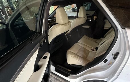 Lexus RX IV рестайлинг, 2016 год, 4 300 000 рублей, 20 фотография
