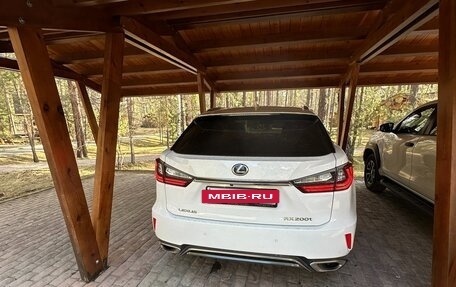 Lexus RX IV рестайлинг, 2016 год, 4 300 000 рублей, 14 фотография