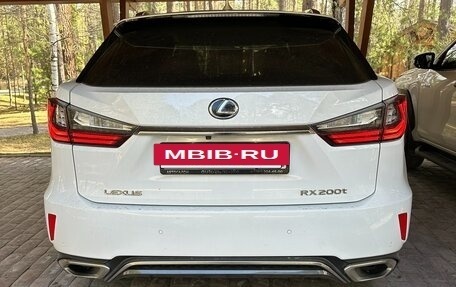 Lexus RX IV рестайлинг, 2016 год, 4 300 000 рублей, 16 фотография