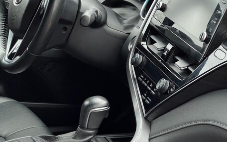 Toyota Camry, 2021 год, 3 650 000 рублей, 18 фотография